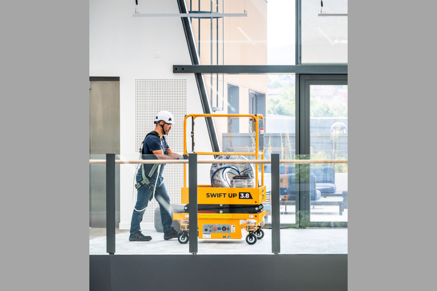 SWIFT UP : Nacelle compacte pour les espaces restreints en Isère et Rhône Alpes.