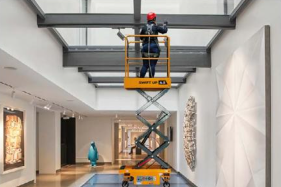 MOVE UP : La nacelle ultra compacte pour vos travaux en espace confiné