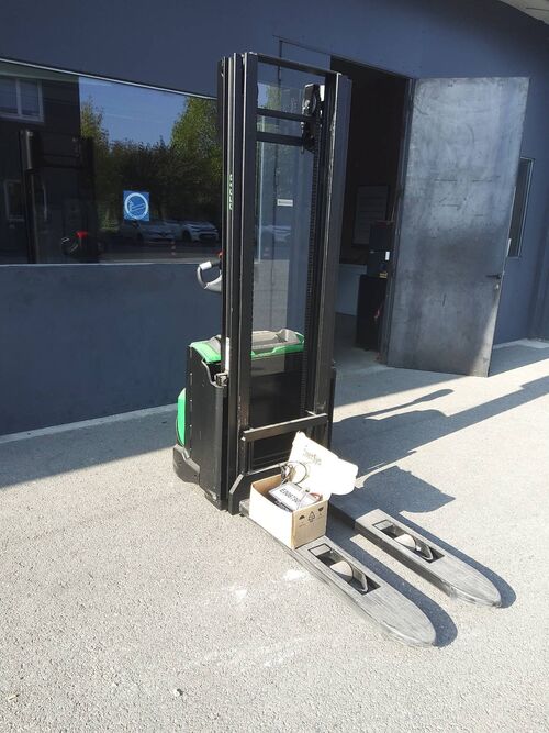 gerbeur &eacute;lectrique CESAB S210 E002545