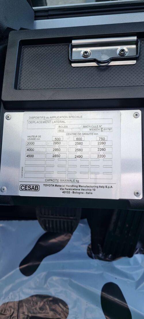 chariot &eacute;l&eacute;vateur diesel CESAB M330DV E000335