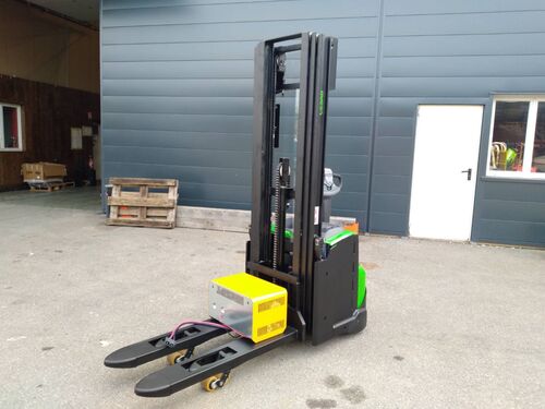 gerbeur &eacute;lectrique CESAB S212L E000648