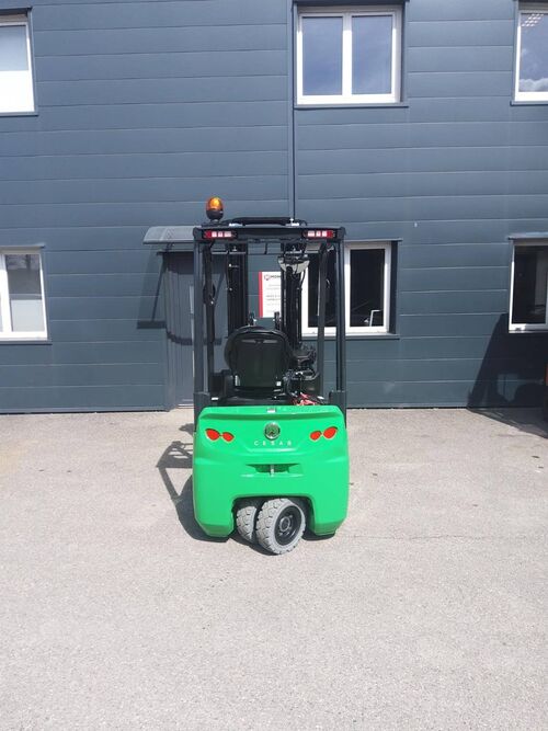 chariot &eacute;l&eacute;vateur &eacute;lectrique CESAB B315-II E003109