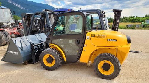 chariot &eacute;l&eacute;vateur t&eacute;lescopique JCB 520-40 E000218
