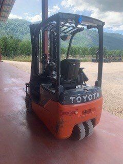 chariot &eacute;l&eacute;vateur &eacute;lectrique Toyota 8FBEK16T E005720