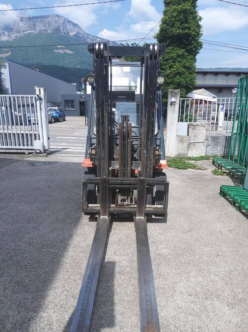 chariot &eacute;l&eacute;vateur gaz Toyota 42-7FGF25 E005862