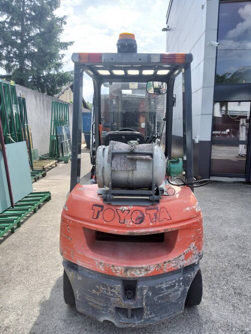 chariot &eacute;l&eacute;vateur gaz Toyota 42-7FGF25 E005862
