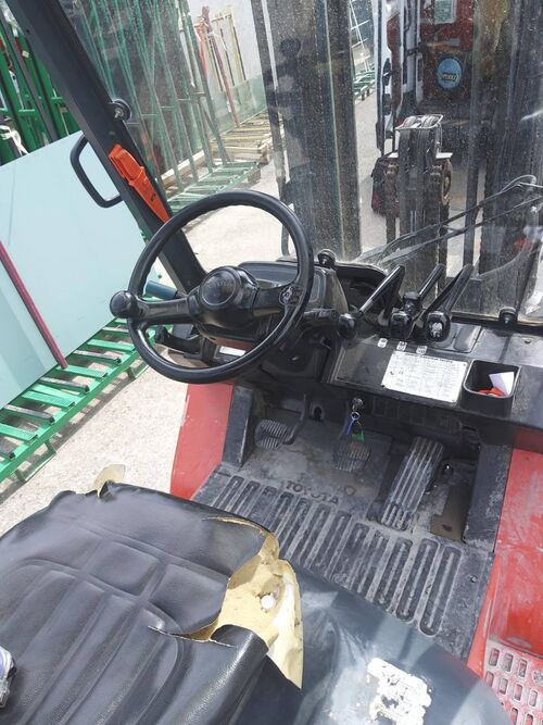 chariot &eacute;l&eacute;vateur gaz Toyota 42-7FGF25 E005862