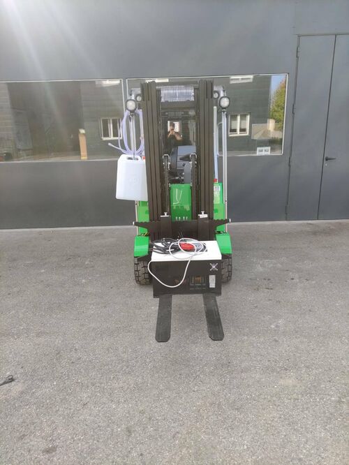 chariot &eacute;l&eacute;vateur &eacute;lectrique CESAB B210 E000451