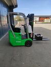 chariot &eacute;l&eacute;vateur &eacute;lectrique CESAB B210 E000451