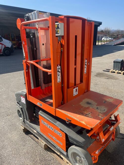 nacelle &agrave; m&acirc;t vertical JLG TOUCAN DUO E006005