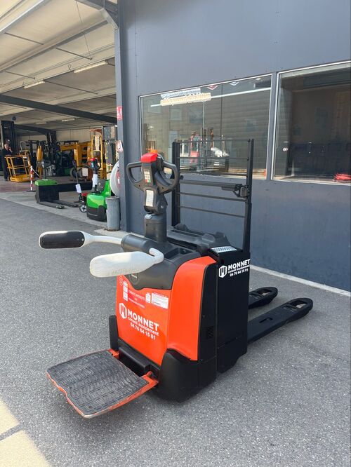 transpalette &eacute;lectrique BT LPE200 E006950