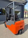 chariot &eacute;l&eacute;vateur &eacute;lectrique Toyota 8FBE16T E007414