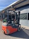 chariot &eacute;l&eacute;vateur &eacute;lectrique Toyota 8FBEK16T E007413