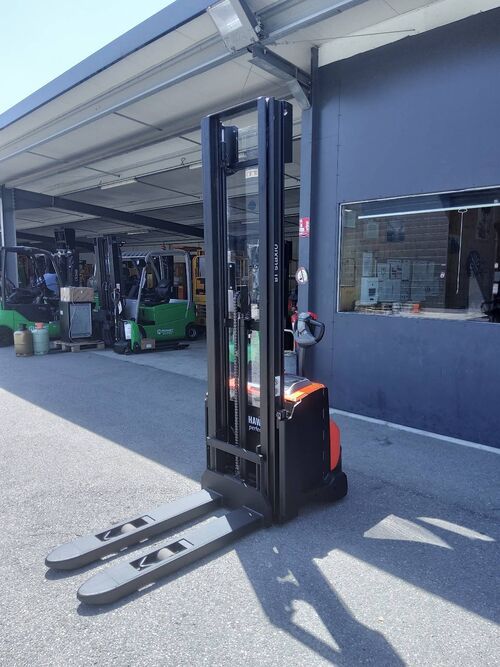 gerbeur &eacute;lectrique BT SWE140 E007410