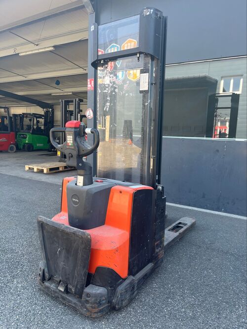 gerbeur &eacute;lectrique BT SWE120L E007408