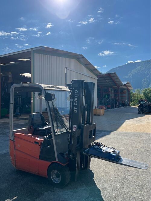 chariot &eacute;l&eacute;vateur &eacute;lectrique BT C3E180 E007694