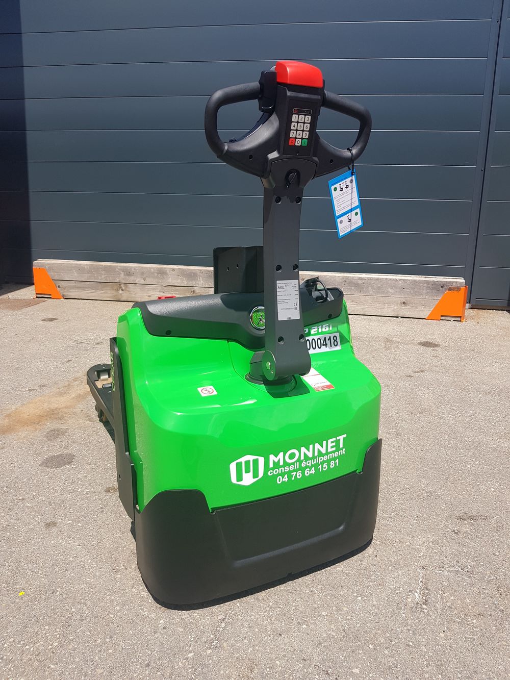 Nouveau transpalette accompagnant P216i