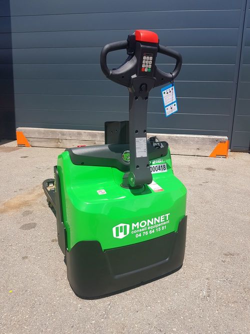 Nouveau transpalette accompagnant P216i